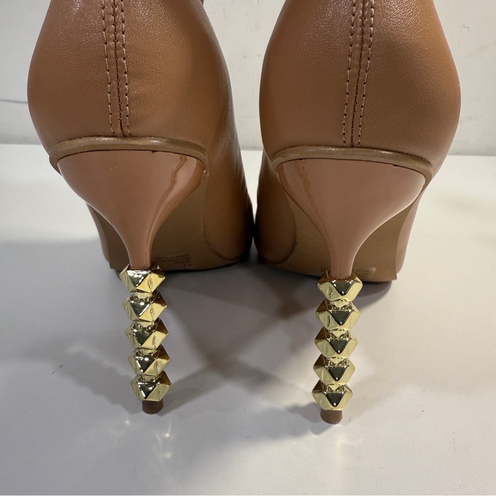 Cape Robbin Heels Beige Tan Pointed Toe Gold Ankle Booties Boots Vice Size 8.5 - Picture 13 of 14